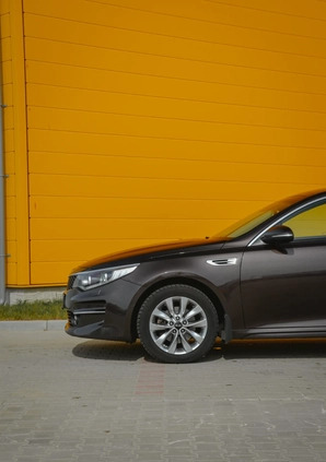 Kia Optima cena 54900 przebieg: 205520, rok produkcji 2015 z Wrocław małe 631